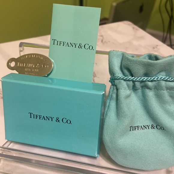 TIFFANY & Co. CHARM TAG✨ - Picture 3 of 4
